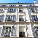 Apartment Paul Louis Courier